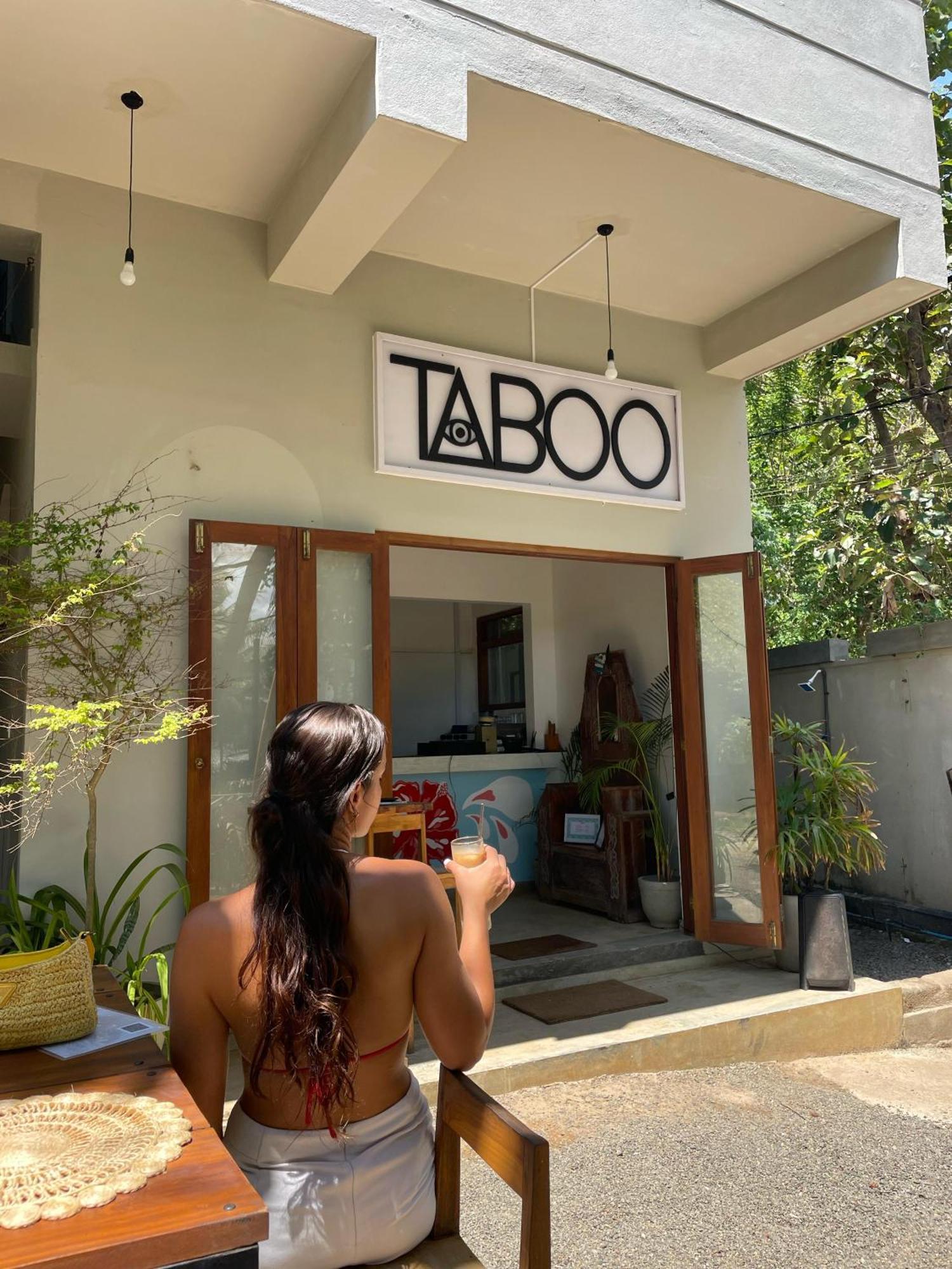 Hotel Taboo Dikwella Exteriér fotografie